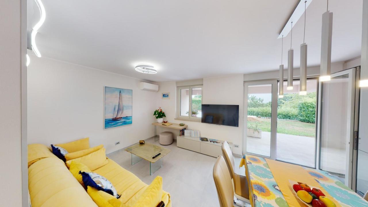 Design Apartment Emerald Viskovo Екстер'єр фото